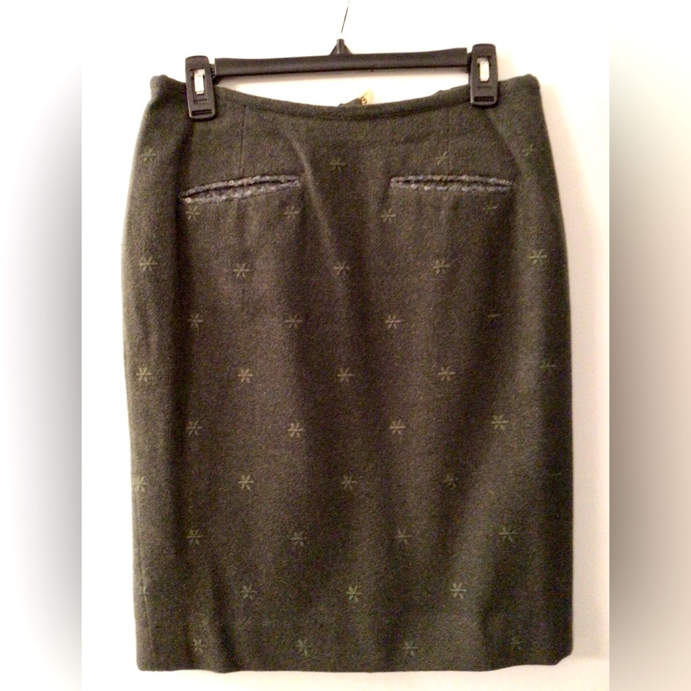DAVENTTI Tailor-Made Olive Green Austrian Pattern Wool w Front Pockets - US 4